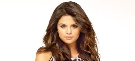 VROČE: Novi album Selene Gomez se je povzpel komaj na 4. mesto!