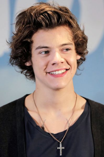 VROČE! Harry iz 1D: Emily Atack je končno priznala njuno romanco!