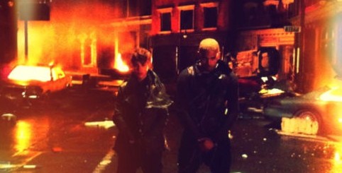VIDEO: Justin se v novem videospotu za Next 2 you poljublja!