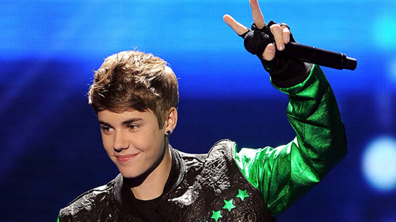 Justin Bieber bo počastil Michaela Jacksona!