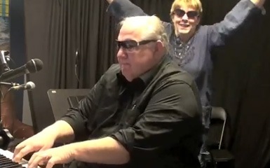 Hočeš videti najbolj kul stare starše vseh časov?