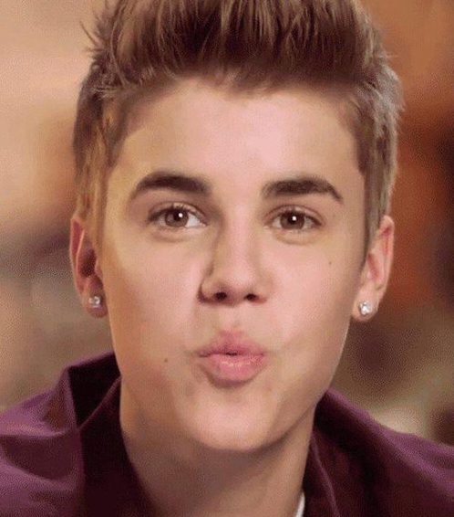 Šok! Justin Bieber: Si bo tetoviral spodnjo ustnico?!