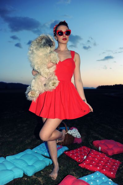 FASHION GIRL: Stil 50. let je nazaj!