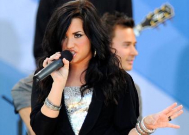 VROČE: Demi Lovato je včeraj snemala svoj novi videospot!