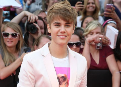 VIDEO: Justin in Selena sta bila na MuchMusic nagradah hladna drug z drugim!