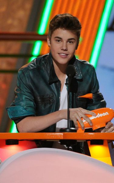 Foto: Justin in Selena na KCA oba dobitnika nagrade!