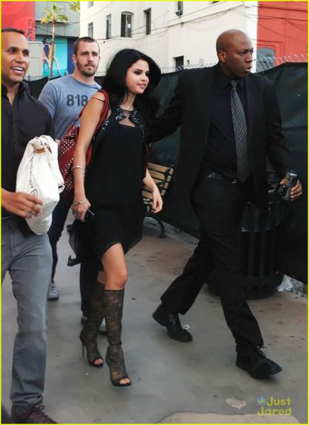 Video: Selena Gomez: Za Hit the lights izdala še en, bolj seksi videospot!