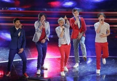 One Direction: Zabavna in poljubna dejstva o njih! 5. del