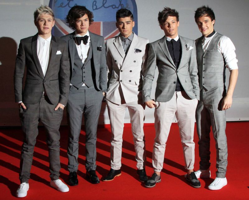 One Direction: Zabavna in poljubna dejstva o njih! 11. del