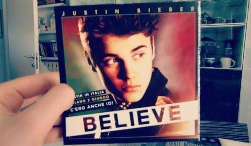 VROČE! Justin Bieber: Prisluhni celotnemu njegovemu albumu Believe!