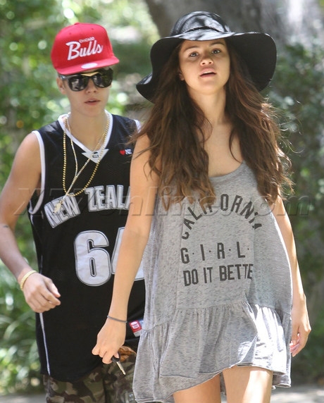Foto: Justin Bieber in Selena Gomez: Oba brez trohice ličil!