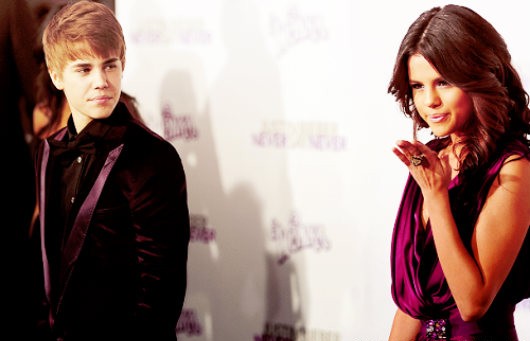 VROČE: Selena Gomez že bolj popularna od Justina!