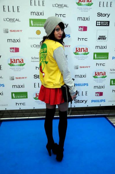 FASHION GIRL: Komentarji na outfite slavnih na BBC Teen Awards