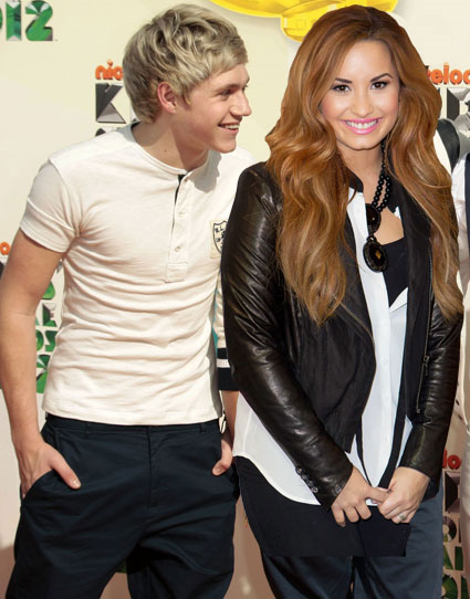 Vroče! Niall iz 1D: Žal mu je, da ni poljubil Demi Lovato!