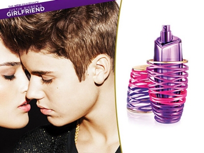 Justin Bieber: Končno je bila izdana reklama za njegov nov parfum!