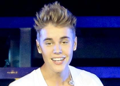 Justin Bieber: Paparacu, ki ga je ogrožal, grozi zapor!