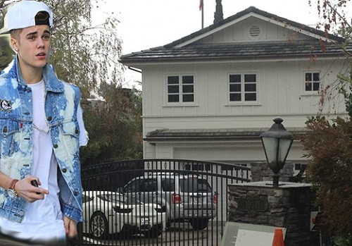 Vroče! Justin Bieber in Selena Gomez: Ni ga zaklenila ven?!