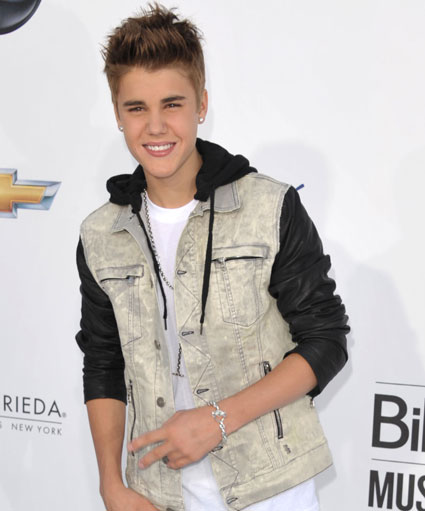 Vroče! Prihaja duet Justina Bieberja in Eda Sheerana?!
