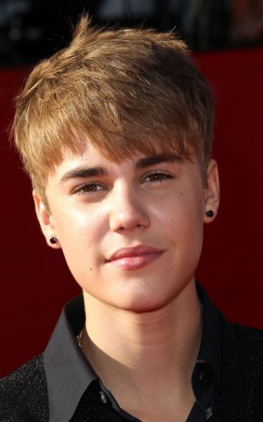 VROČE: Justin Bieber na Twitterju dosegel magično številko 11 milijonov!