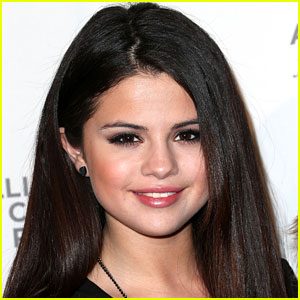 Vroče! Selena Gomez: Na internetu se je znašla nova pesem, govori o Justinu Bieberju?!