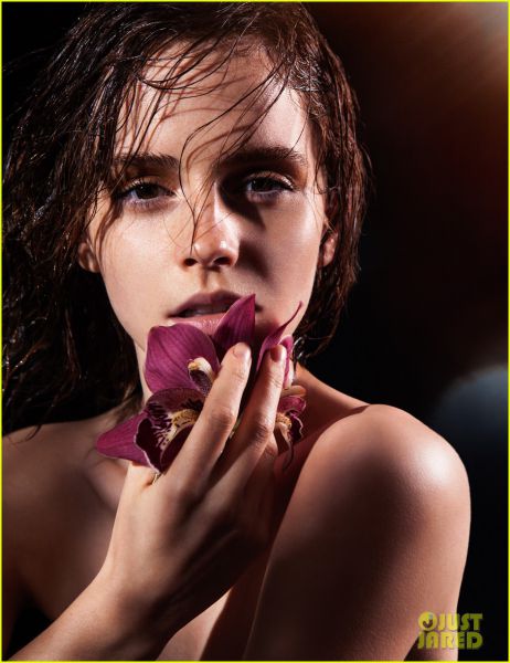 Opa! Emma Watson: Slekla se je do golega!