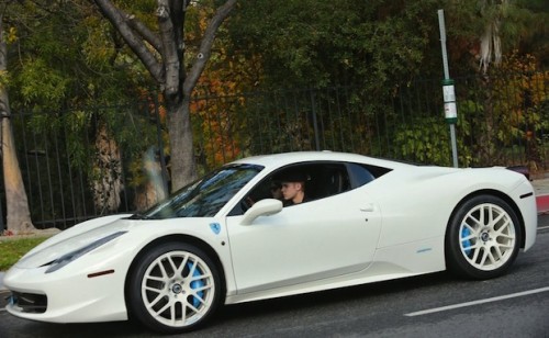 Šok! Justin Bieber: Sosed ga je obtožil, da mu je povzročil telesne poškodbe!