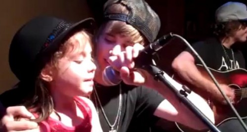 Video: Izsek iz nove izdaje dvd-ja Justina Bieberja, Never say never!