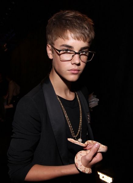 Šok! Justin Bieber: Odstranjeni so bili vsi njegovi videi z YouTubea!