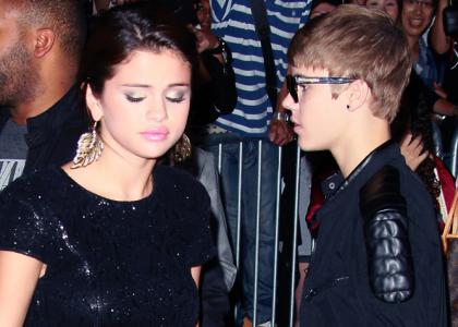 Foto: Justin in Selena skupaj na premiero filma nekdanjega Seleninega fanta!
