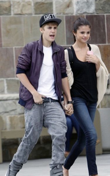 Selena Gomez: Kljub sovražnosti razume Belieberje!