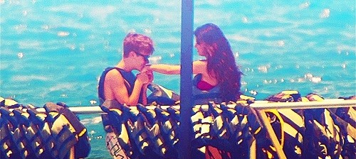 Vroče! Justin in Selena se NE namerava preseliti skupaj!
