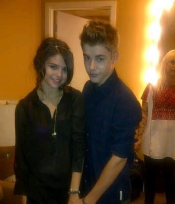 Šok! Justin in Selena bi se naj zaradi škandala razšla!