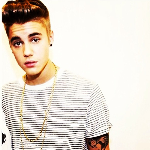 VROČE! Justin Bieber: Napovedal je svoj novi singel!