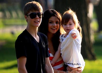 FOTO: Justin je Seleno predstavil svoji družini!