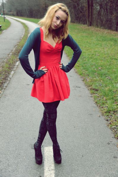 FASHION GIRL: Nora NAGRADNA IGRA!