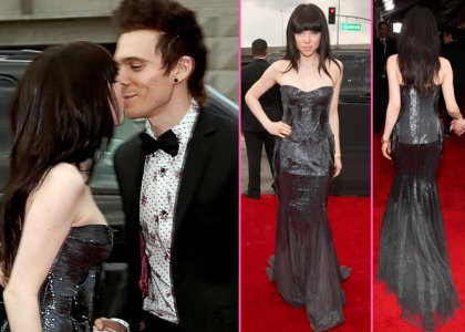 Vroče! Carly Rae Jepsen na svojih prvih Grammyjih ostala brez nagrade!