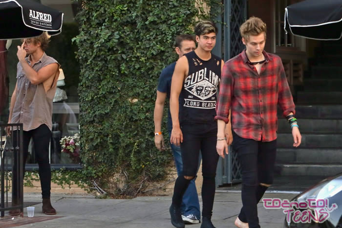 5SOS: Peli so o.. pici!
