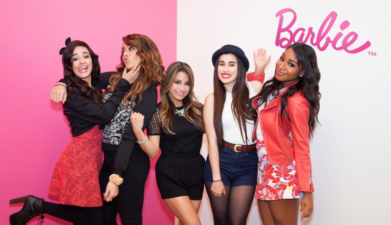Fifth Harmony: Zapele so Barbie himno!