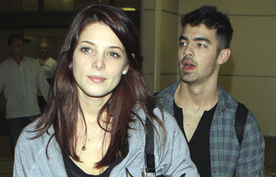 VROČE: Ashley Greene & Joe Jonas: Sta zaročena?
