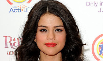 VROČE: Selena, ki noče biti Miley, je izgubila glas!