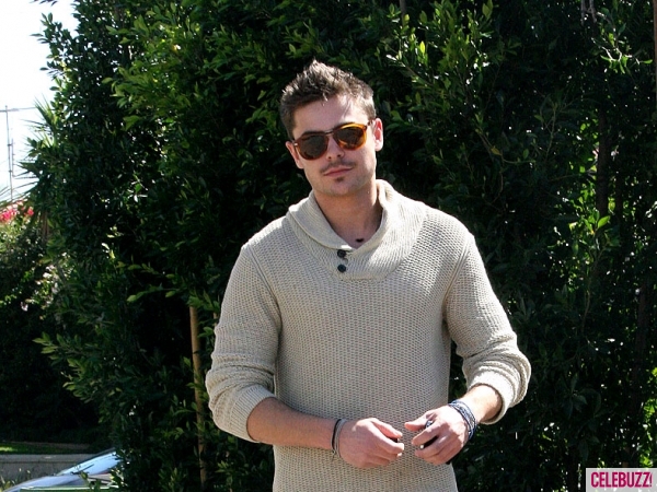 OCENI: Zac Efron z brki: HOT ali NOT?