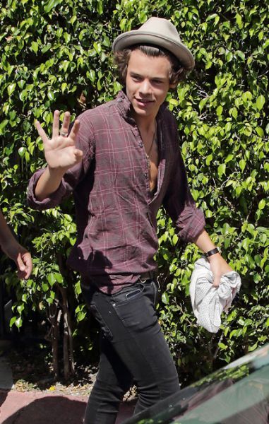 Vroče! Harry iz 1D: Ne zapušča skupine!