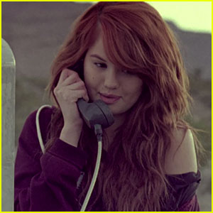 Debby Ryan: Kot gostja nastopa v videospotu!