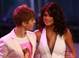 Justin Bieber: Na koncertu za Beckhamove bo zapela tudi Selena!