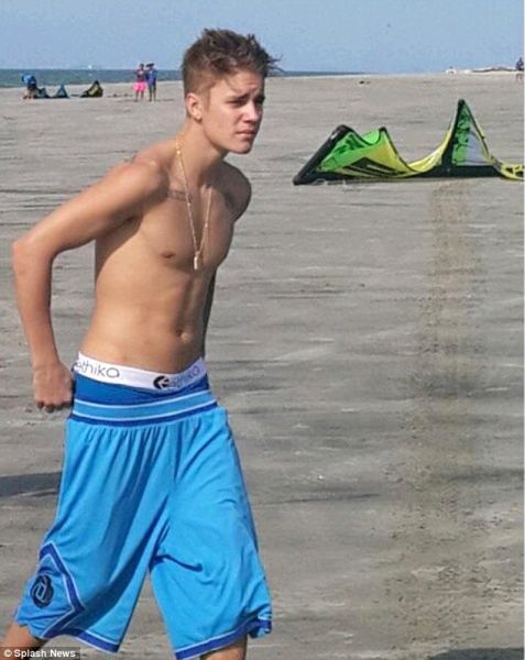 Justin Bieber: Zbežal je v Panamo!