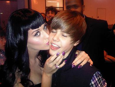 Vsi obožujejo Justina, a ne Miley