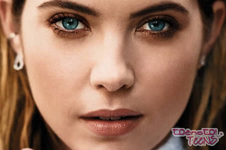 ZAHTEVA! Ljubka lažnivka Ashley Benson hoče na koncu vse!