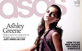 Ashley Greene: Zaigrala bo ob Miley Cyrus