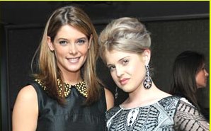 Ashley Greene: Oblečena je bila kot stara gospa!
