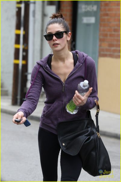 Ashley Greene: Razkriva svoje lepotne trike!